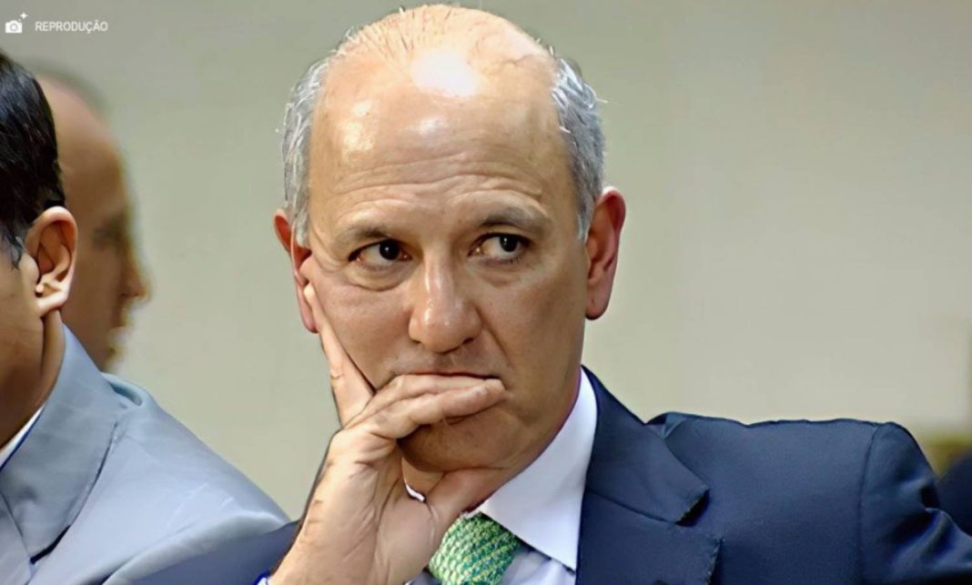 Inelegibilidade: TRE-DF nega pedido de Arruda para suspensão de propaganda de Celina Leão. Corte decide por homologação de candidatura nesta quinta (02) Inelegibilidade: TRE-DF nega pedido de Arruda para suspensão de propaganda de Celina Leão. Corte decide por homologação de candidatura nesta quinta (02)