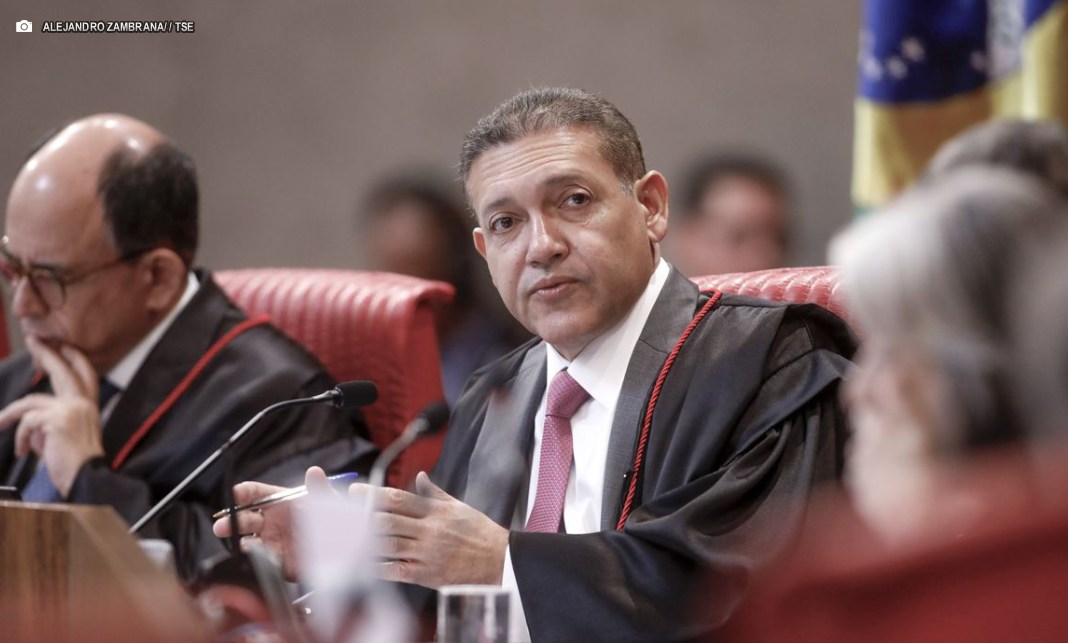 KN presidente do TSE questiona interferência do Supremo em decisões eleitorais KN presidente do TSE questiona interferência do Supremo em decisões eleitorais
