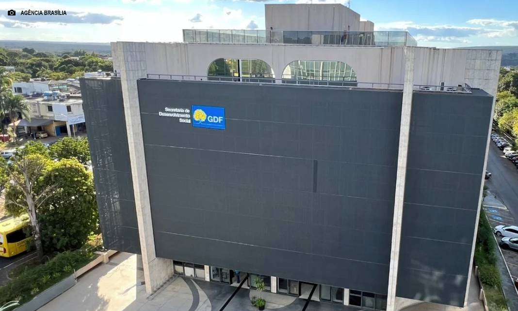 TCDF suspende seleção de R$ 24,6 milhões para atualização do Cadastro Único e cobra explicações da Sedes TCDF suspende seleção de R$ 24,6 milhões para atualização do Cadastro Único e cobra explicações da Sedes