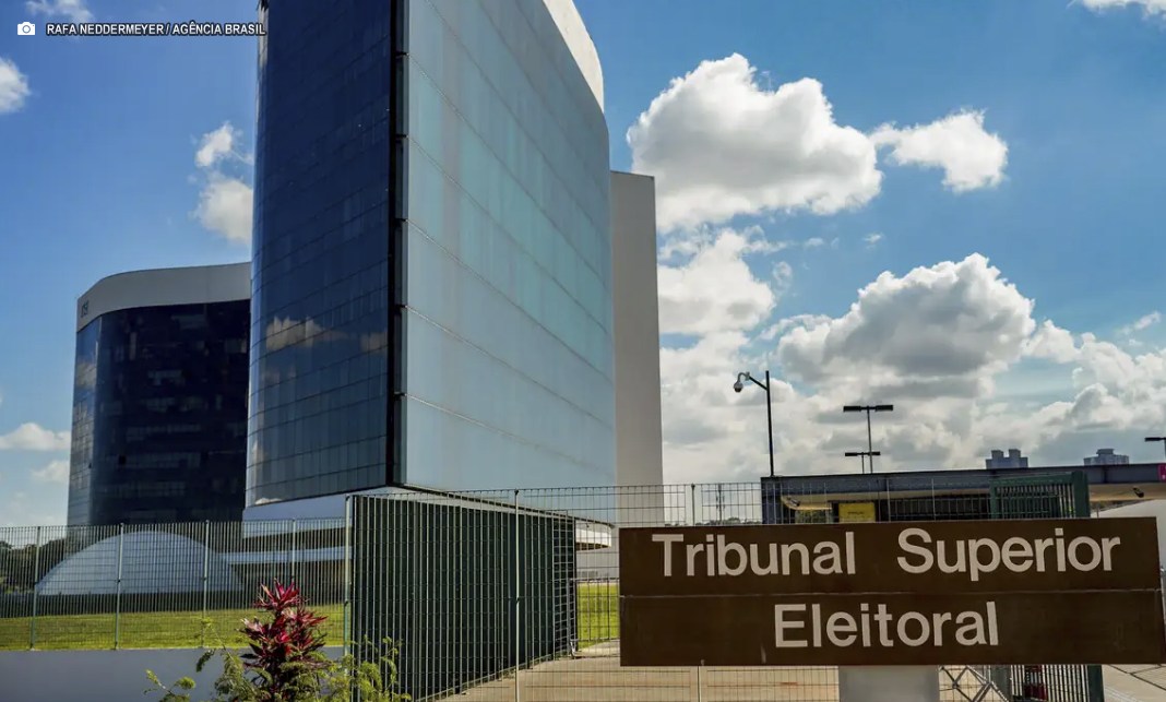 TSE pauta julgamento sobre remoção de postagens contra Flávio Bolsonaro TSE pauta julgamento sobre remoção de postagens contra Flávio Bolsonaro