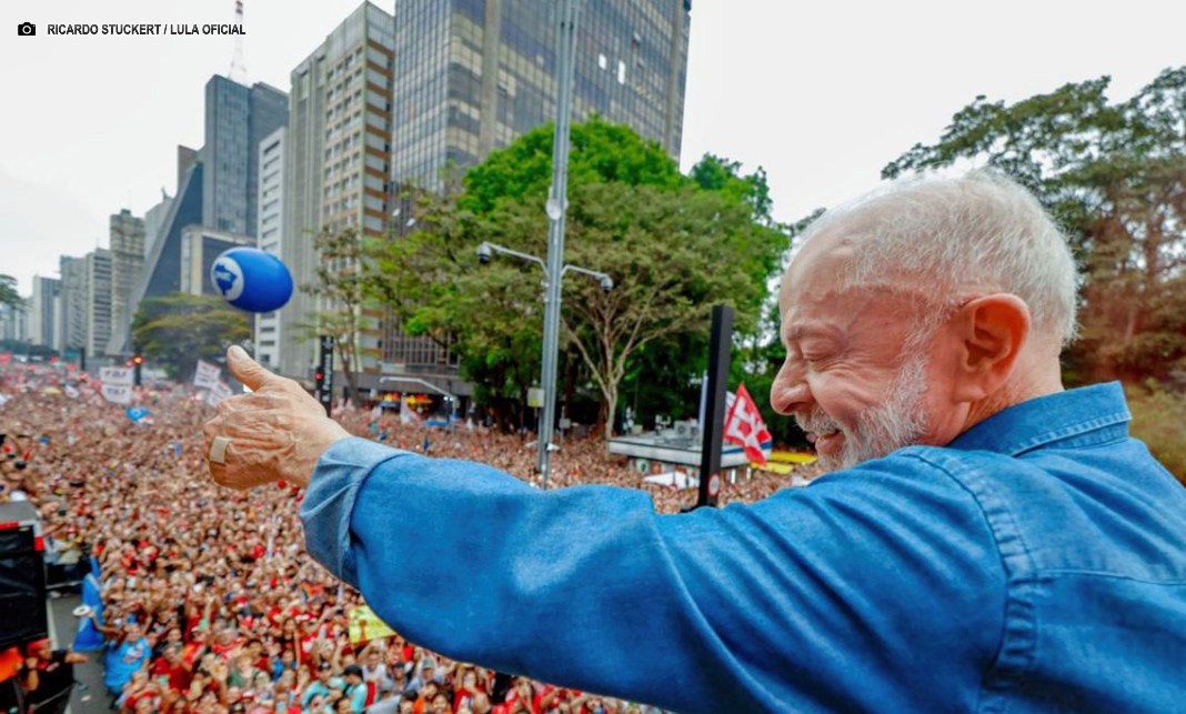 São Paulo: Ato pela reeleição de Lula leva milhares à Avenida Paulista São Paulo: Ato pela reeleição de Lula leva milhares à Avenida Paulista