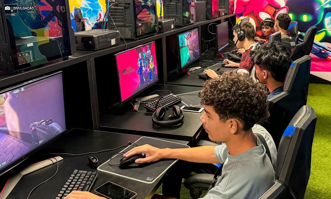 Conecta Recanto oferece imersão tecnológica gratuita com oficinas, palestras e arena gamer no DF Conecta Recanto oferece imersão tecnológica gratuita com oficinas, palestras e arena gamer no DF