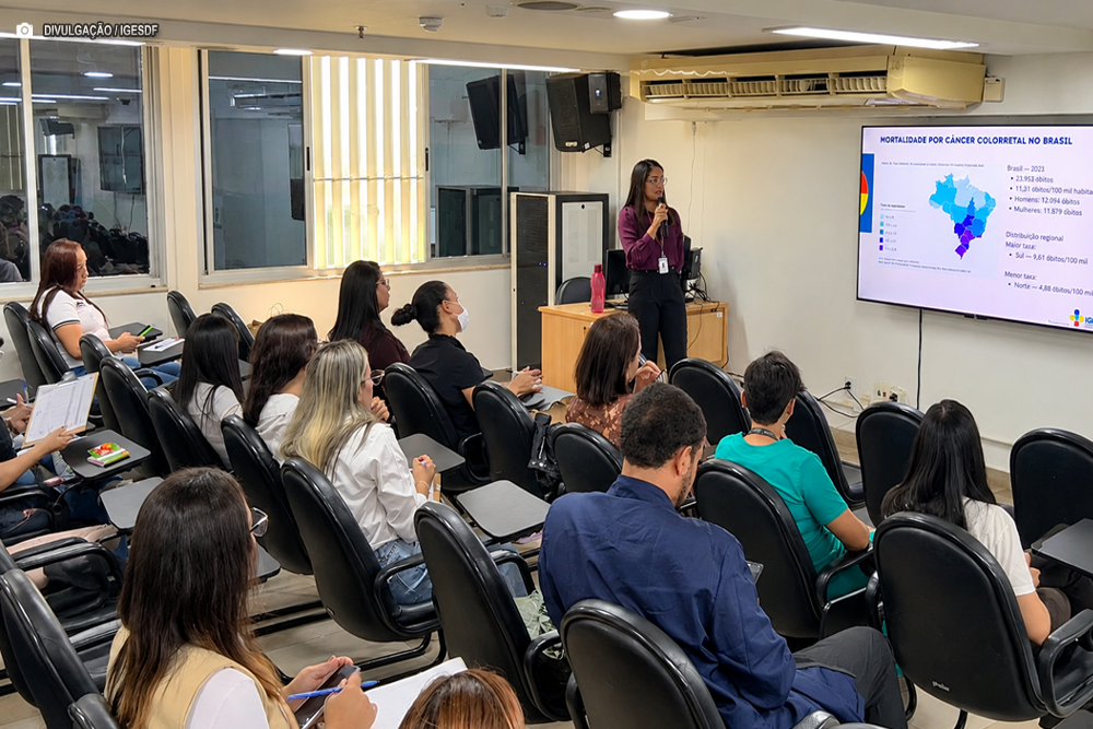 Hospital de Base promove capacitação sobre câncer colorretal e diagnóstico precoce Hospital de Base promove capacitação sobre câncer colorretal e diagnóstico precoce