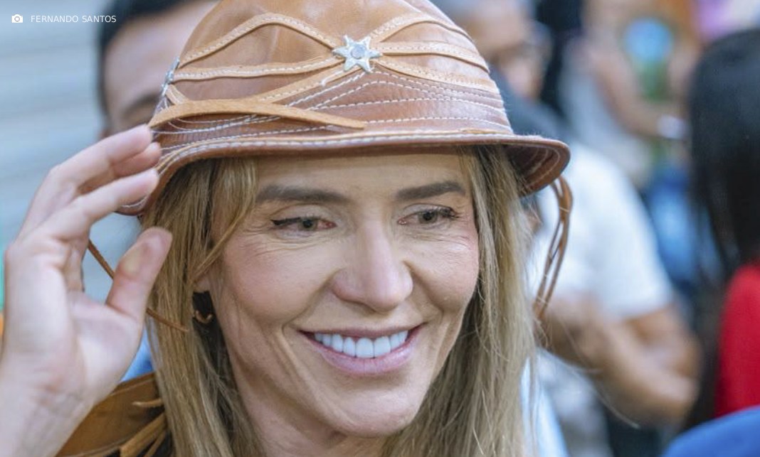 Celina Leão celebra vantagem em pesquisa, garante segurança a feirantes e promete Refis Celina Leão celebra vantagem em pesquisa, garante segurança a feirantes e promete Refis