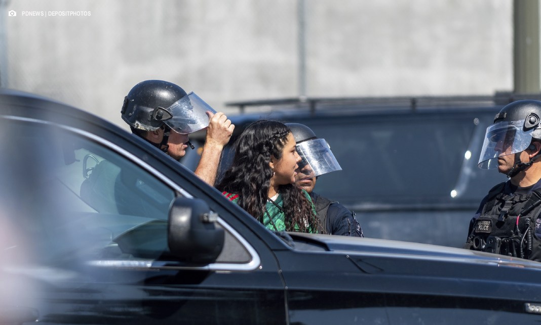 Brasileiros em situação irregular nos EUA e em Portugal podem evitar votação nas eleições de 4 de outubro Brasileiros em situação irregular nos EUA e em Portugal podem evitar votação nas eleições de 4 de outubro
