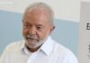 Lula vota em São Bernardo do Campo e exalta participação popular