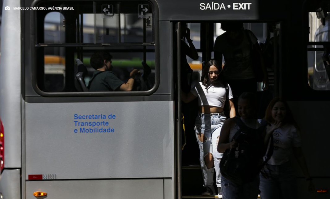 Governo propõe PEC para tarifa zero no transporte em fins de semana e feriados com verba de emendas Governo propõe PEC para tarifa zero no transporte em fins de semana e feriados com verba de emendas