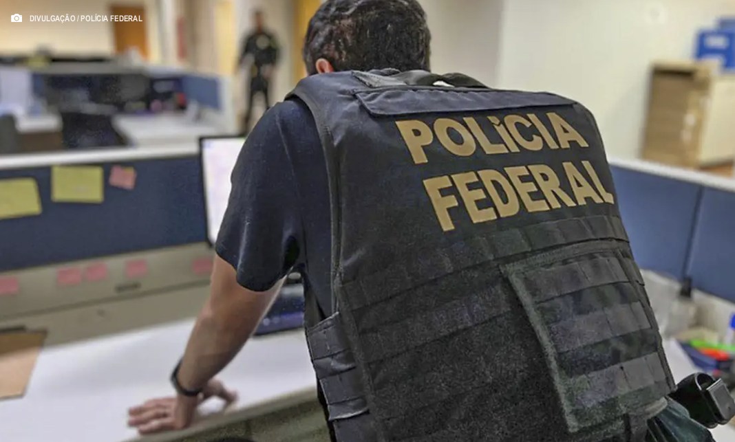 PF apreende mais de R$ 30 milhões em operações contra crimes eleitorais PF apreende mais de R$ 30 milhões em operações contra crimes eleitorais