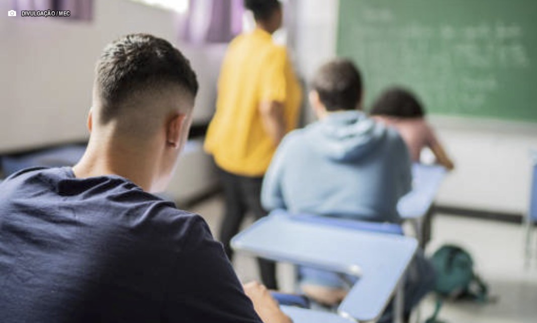 Rede nacional apoia cursinhos populares para o Enem 2026 Rede nacional apoia cursinhos populares para o Enem 2026