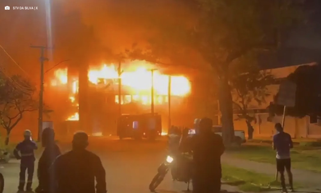 PF instaura inquérito para apurar incêndio na Universidade Federal do Pernambuco PF instaura inquérito para apurar incêndio na Universidade Federal do Pernambuco