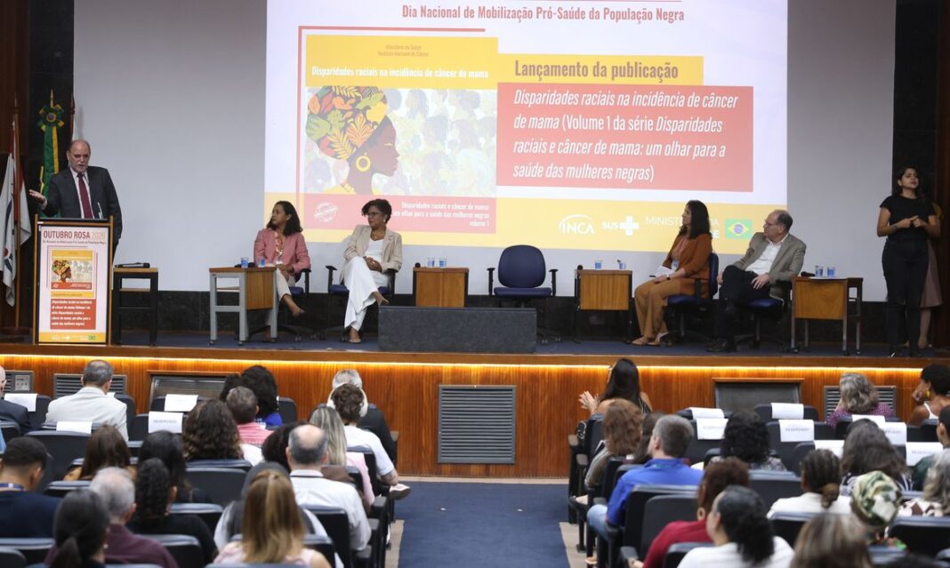 Mulheres negras têm mortalidade por câncer de mama 3,8 vezes maior que brancas Mulheres negras têm mortalidade por câncer de mama 3,8 vezes maior que brancas