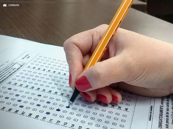 COncurso Piso Salarial Enfermagem